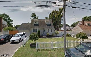 350 Clift St, Central Islip, NY 11722