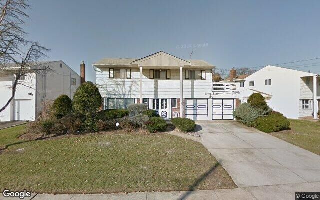 3500 Steven Rd, Baldwin, NY 11510