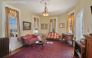351 St Pauls Ave, Staten Island, NY 10304