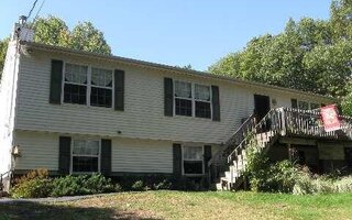 352 Mount Sinai Coram Rd, Mount Sinai, NY 11766