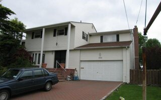3588 Bertha Dr, Baldwin, NY 11510