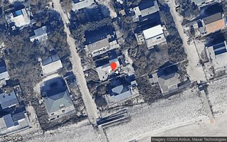 36 Champlain St, Ocean Beach, NY 11770