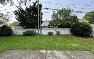 36 Hollyhock Rd, Levittown, NY 11756