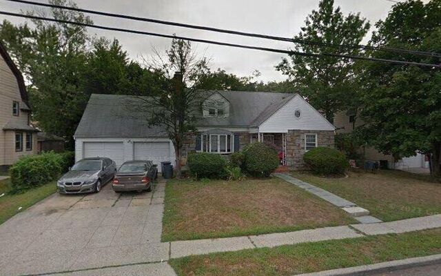 36 John St, Roosevelt, NY 11575 (Yard)