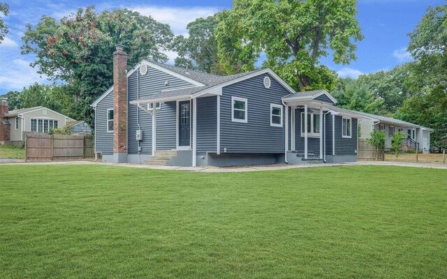 36 Ozark St, Ronkonkoma, NY 11779 (Yard)