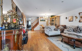 36 Penton St, Staten Island, NY 10309