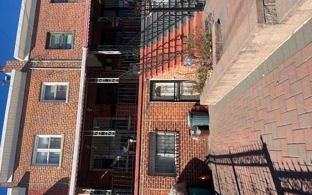3613 Paulding Ave, Bronx, NY 10469 (Condo)