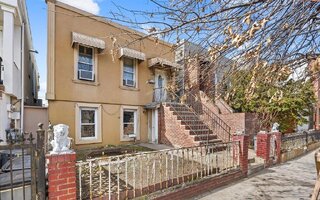 3622 37th St, Astoria, NY 11101