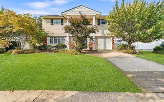 3641 Bertha Dr, Baldwin, NY 11510