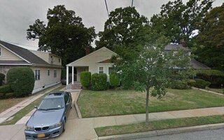 365 Wallace St, Freeport, NY 11520
