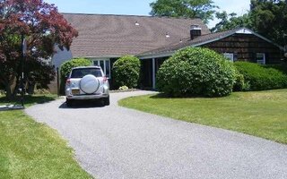 367 Greenbelt Pkwy, Holtsville, NY 11742