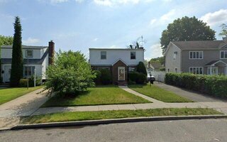 371 Emerson Pl, Uniondale, NY 11553