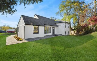 376 New Hwy, Amityville, NY 11701