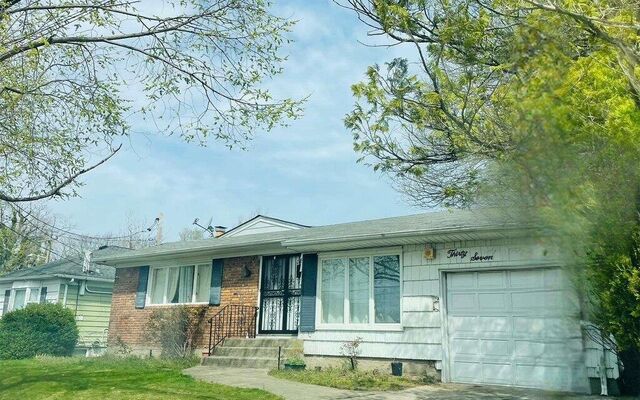 3771 Jerusalem Ave, Seaford, NY 11783 (House View)