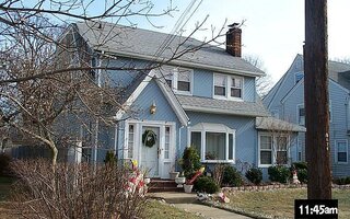 38 Connecticut Ave, Freeport, NY 11520