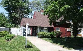 38 Family Ln, Levittown, NY 11756
