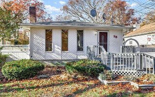 38 Gores Dr, Mastic, NY 11950