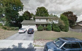 38 Waterford Dr, Wyandanch, NY 11798