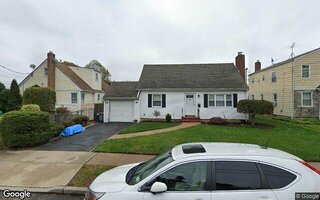 383 Fenimore Ave, Uniondale, NY 11553