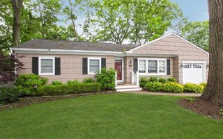 384 Deer Rd, Ronkonkoma, NY 11779