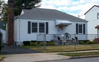 388 Maplegrove Ave, Uniondale, NY 11553