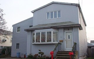 39 Kent Rd, Island Park, NY 11558