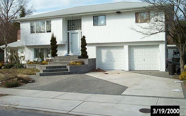 39 Richard Ct, Plainview, NY 11803