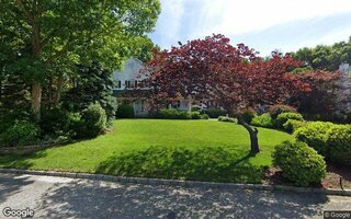 39 Ridgefield Dr, Shoreham, NY 11786