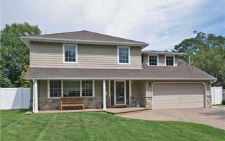 391 Snedecor Ave, West Islip, NY 11795