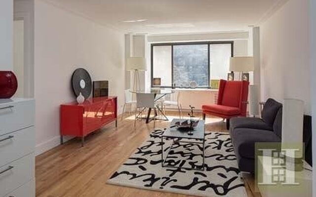 392 Central Park W #7V, New York, NY 10025