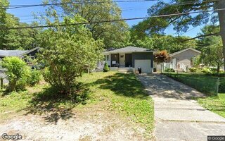 394 Patton Ave, Shirley, NY 11967
