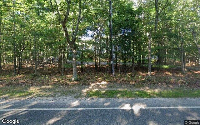 396 Water Mill Towd Rd, Water Mill, NY 11976 (Living Room)