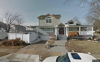 3970 Darby Ln, Seaford, NY 11783