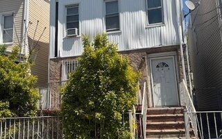 399 Warwick St, Brooklyn, NY 11207