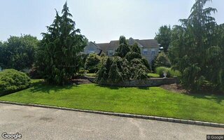 4 Andromeda Ct, Miller Place, NY 11764