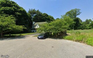 4 Ariel Ct, Rocky Point, NY 11778