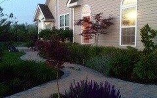 4 Holly Ct, Miller Place, NY 11764