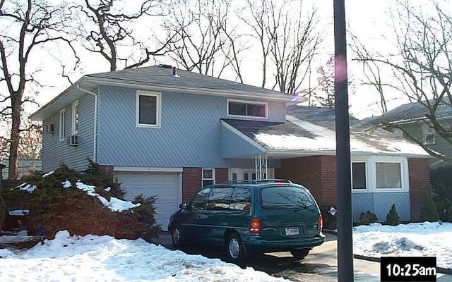 4 Stratford Ct, North Bellmore, NY 11710