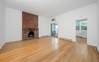 4 W 83rd St, New York, NY 10024