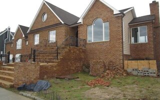 4 W Orlando St, Massapequa, NY 11758