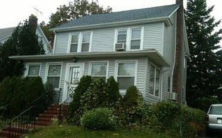 40-40 168th St, Flushing, NY 11358