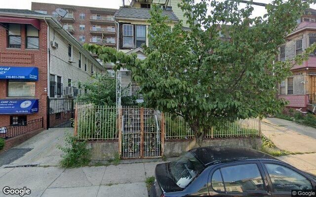 40-41 74th St, Elmhurst, NY 11373