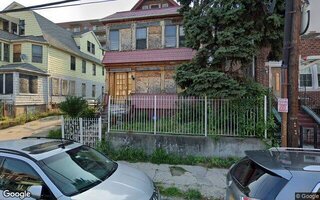 40-45 74th St, Elmhurst, NY 11373
