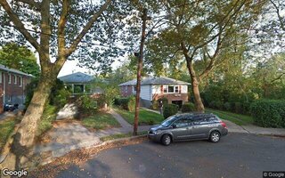40-51 220th St, Bayside, NY 11361