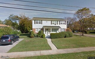 40 Evergreen Ave, Bethpage, NY 11714