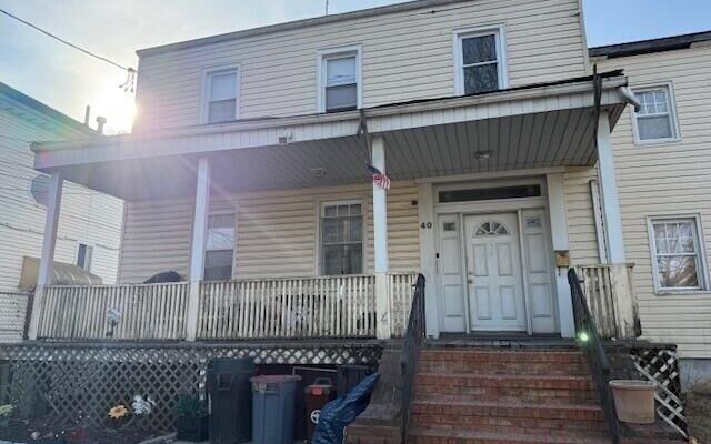 40 Jewett Ave, Staten Island, NY 10302