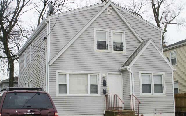 40 Mason St, Hempstead, NY 11550