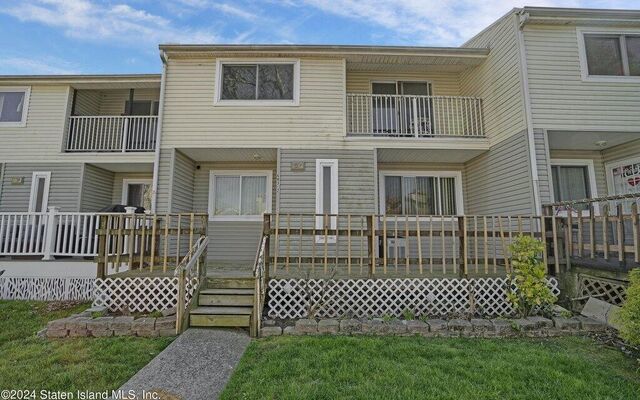 403 Willow Rd E #2, Staten Island, NY 10314 (Front)