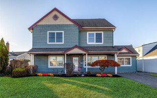 4041 Jean Ave, Bethpage, NY 11714