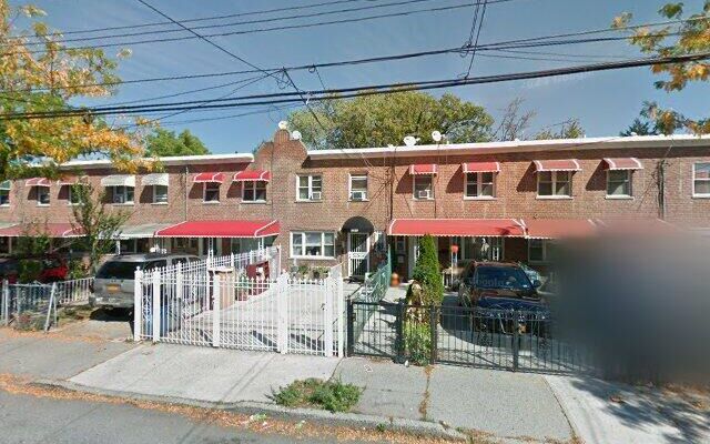 4050 Ely Ave, Bronx, NY 10466